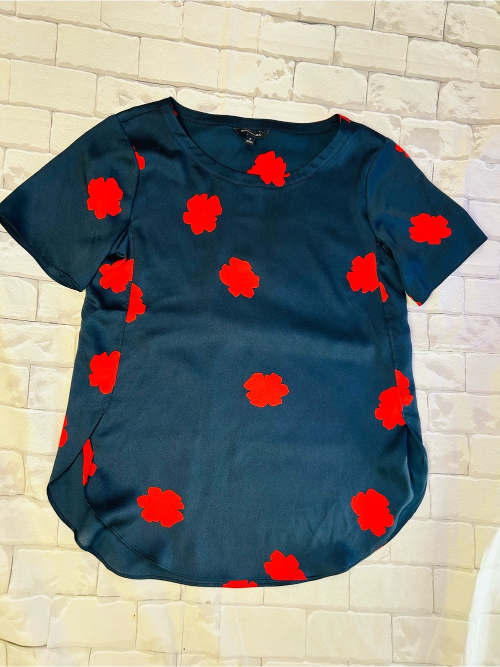 Banana Republic Navy Red Poppy Floral Flutter Sleeve Blouse S